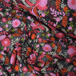 Broderie florale sur tulle - Rouge et rose - Calissone