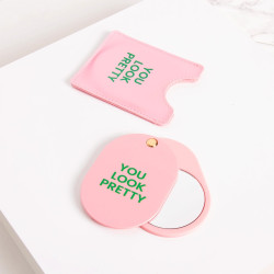 Miroir de poche rose - You look pretty - Calissone