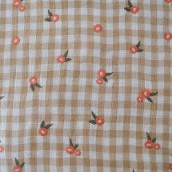 Double gaze de coton vichy sable - Fleurs rose brodées - Calissone