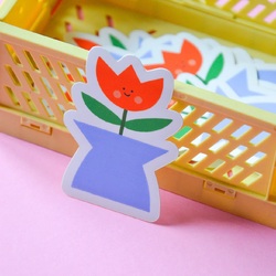 Nouvelle illustratrice pleine de talent @marylouchalon 💫✨

Nous accueillons à la boutique, dans une grande joie les trop chouettes stickers et cartes pastales aux couleurs & dessins pleins de joie par @marylouchalon 🤩

Les stickers sont à tomber avec un rendu mat hyper quali et que dire de ces cartes postales à colorier ?? 🫠

Dites nous, Vous aussi vous aimez coller des stickers partout et envoyer des cartes postales ? 💌